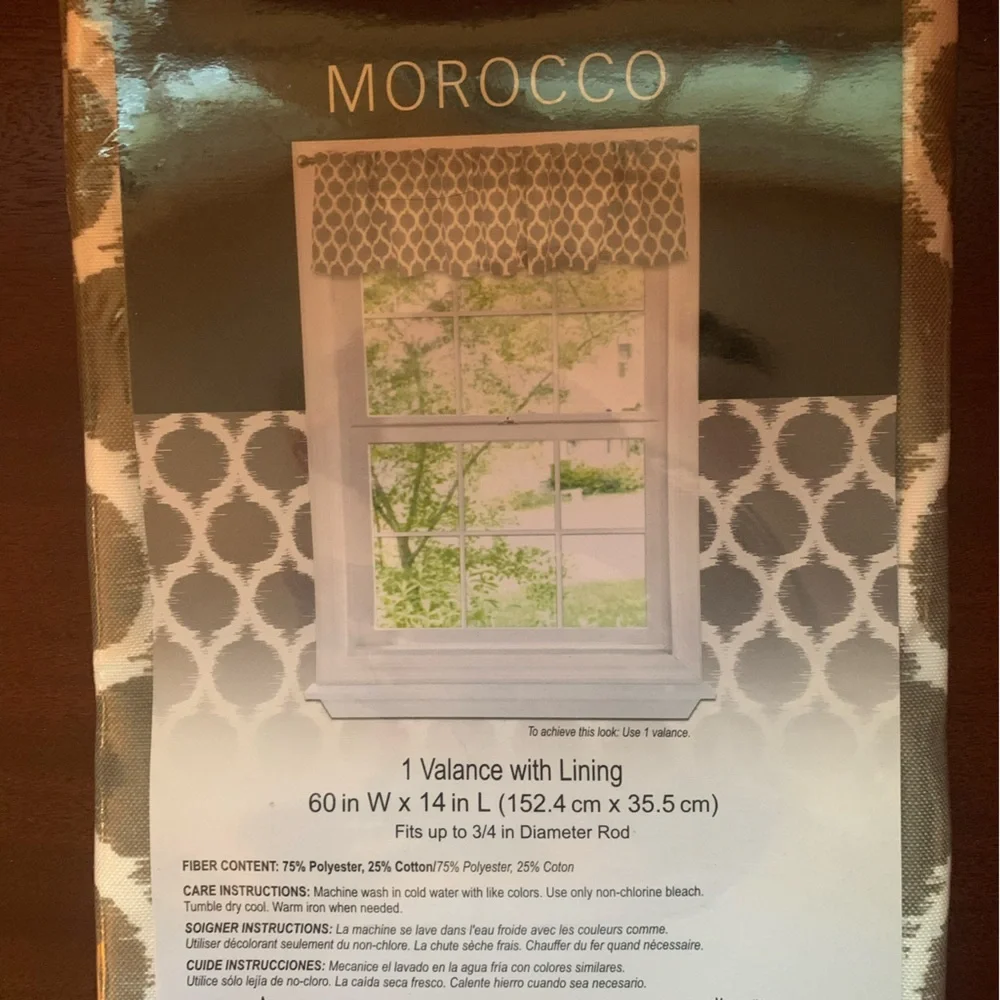 NWT Set of 2 Morocco Gray and White Print Valance with Lining